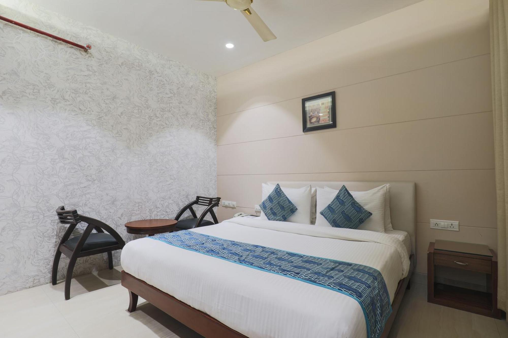 Cosy Grand, Chanakyapuri By The Cosy Hotels Nowe Delhi Zewnętrze zdjęcie