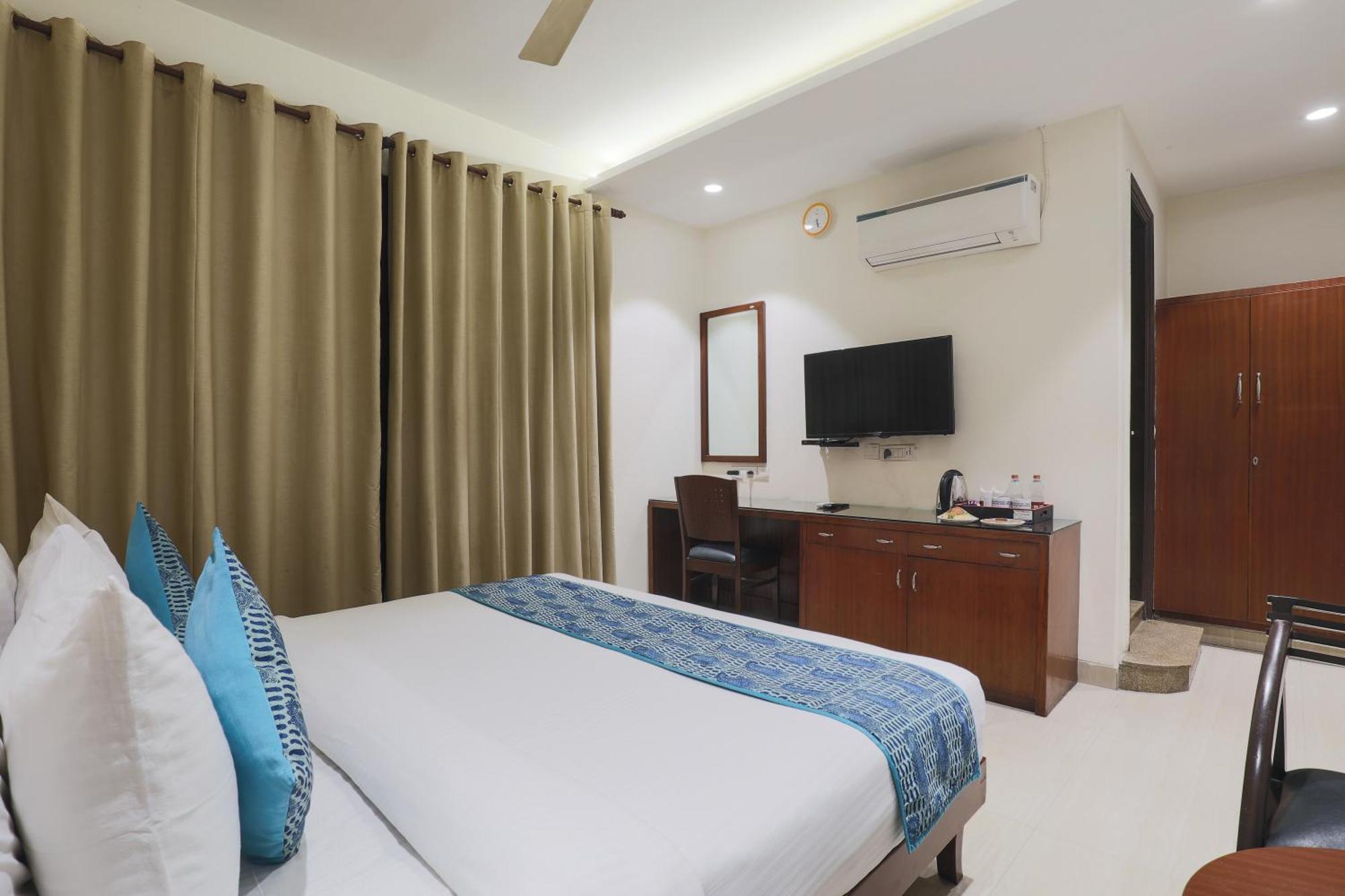 Cosy Grand, Chanakyapuri By The Cosy Hotels Nowe Delhi Zewnętrze zdjęcie