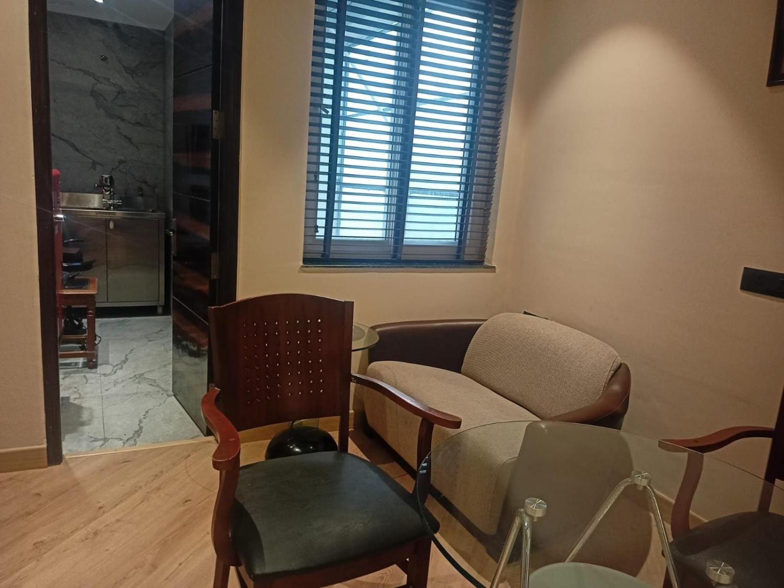 Cosy Grand, Chanakyapuri By The Cosy Hotels Nowe Delhi Zewnętrze zdjęcie